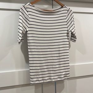 Gap shirt